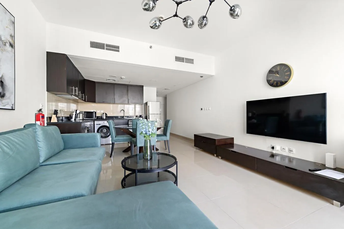 Apartment Large 1 Bedroom Duplex With Lake View Dubai