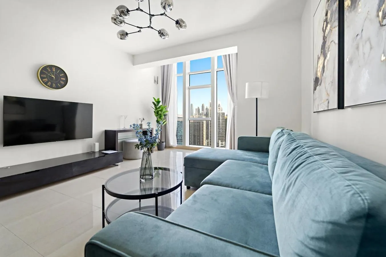 Large 1 Bedroom Duplex With Lake View Dubai